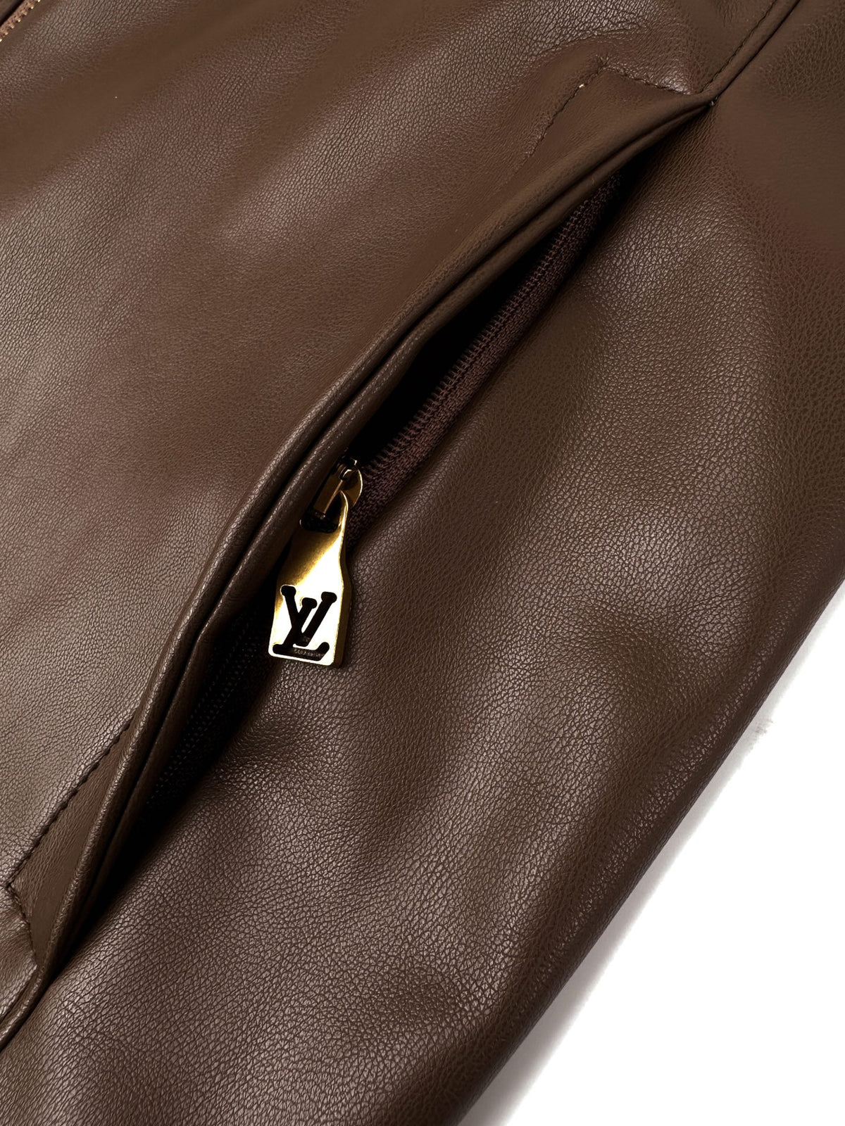 2026 New Model GS Check Double-sided Leather Jacket (AA630-C05)