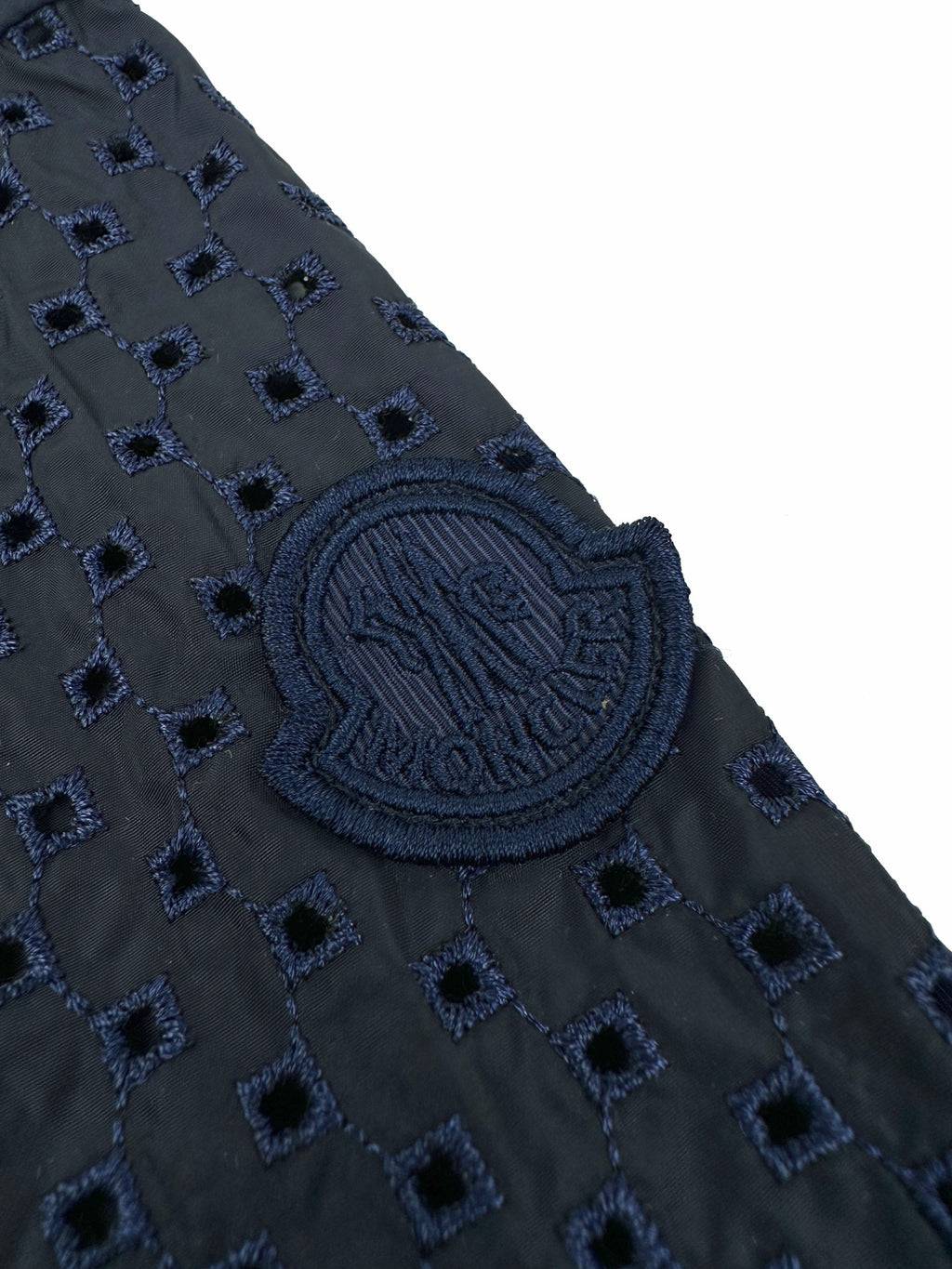 2026 Women's GS Logo Hollowed-out Hooded Jacket (DD175)