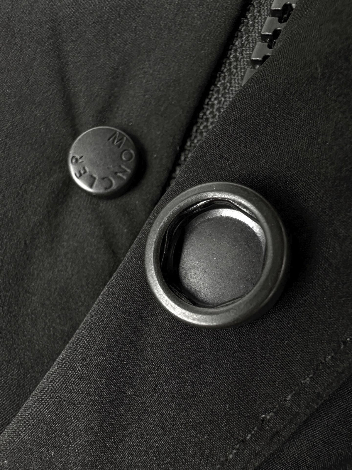 2026 New GS Leather Patch Logo Down Jacket (AA679-D35)