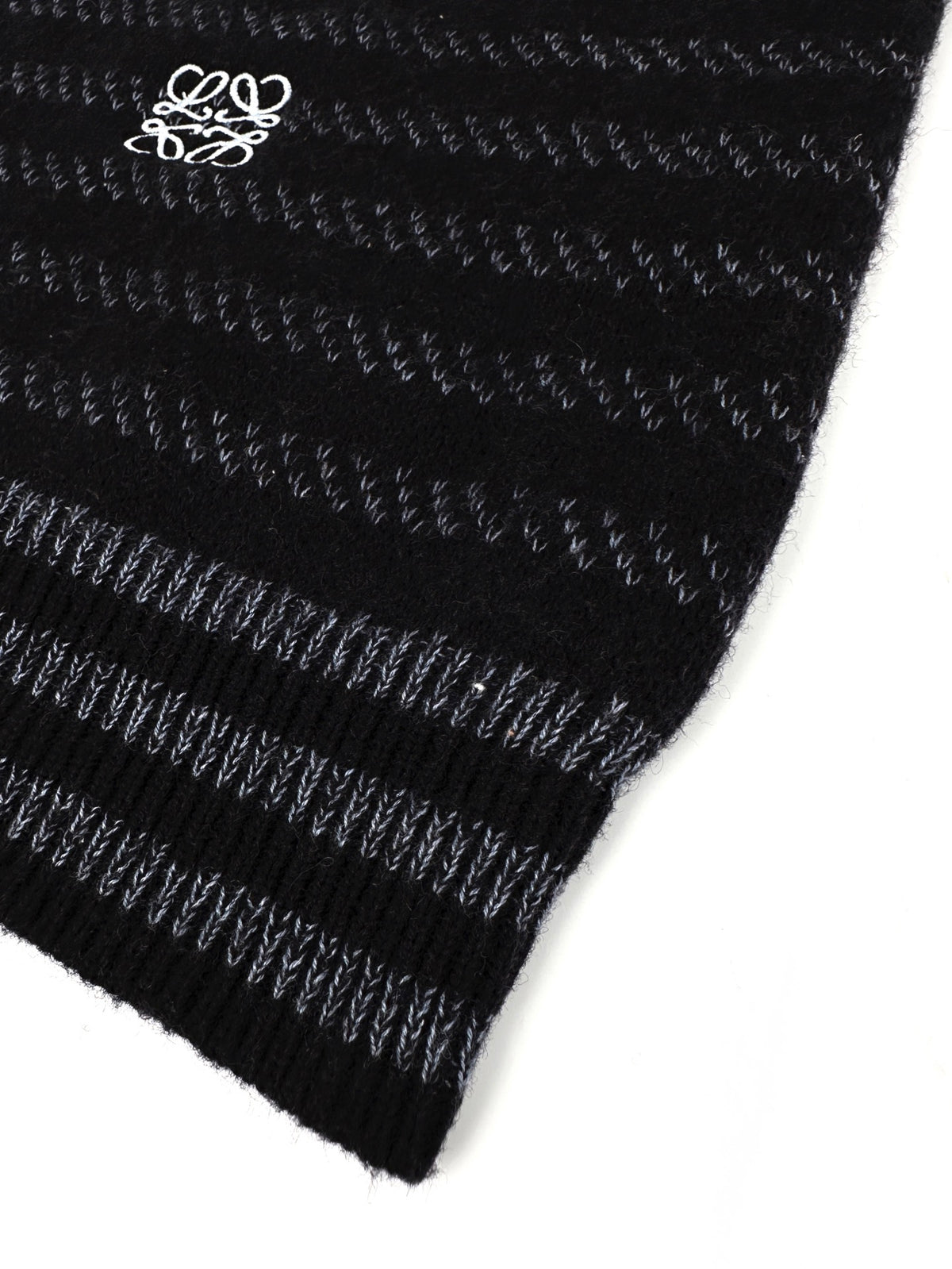 2026 New Style GS Embroidered Striped Jacquard Sweater (AA633-B50)