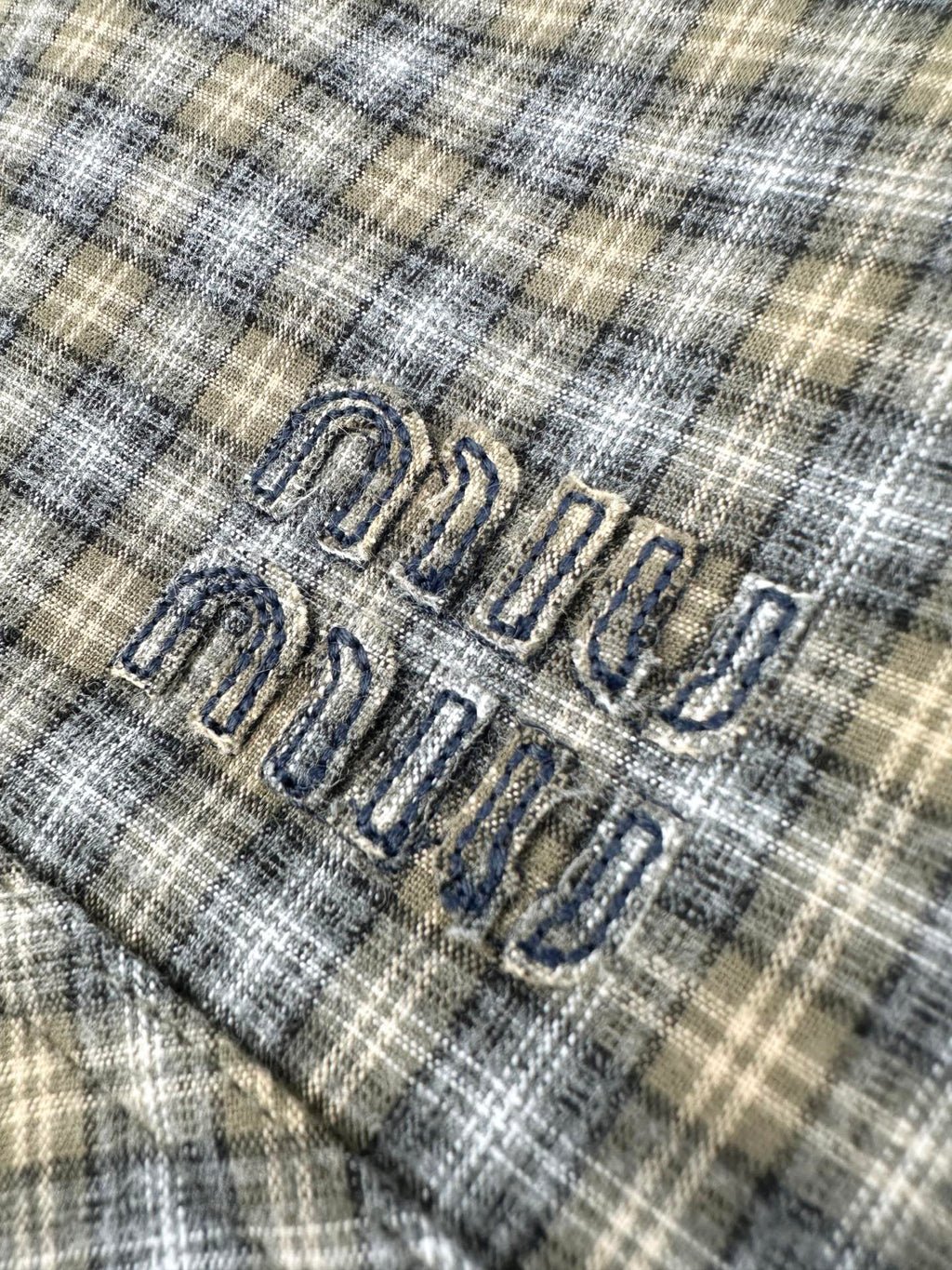 2026 New Model GS Logo Check Pencil Shirt (CC7035-B75)
