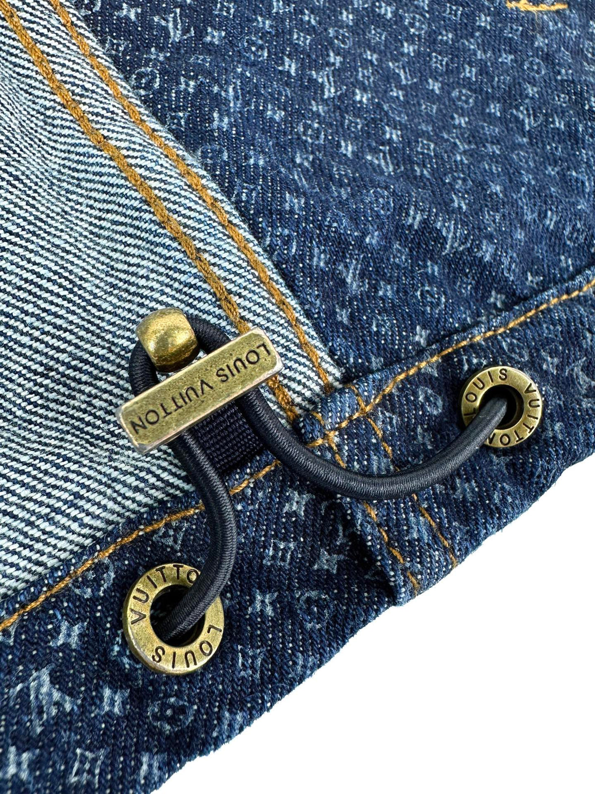 2026 New Model GS Full-Print Logo Zipper Denim Jacket (AA1032-C30)